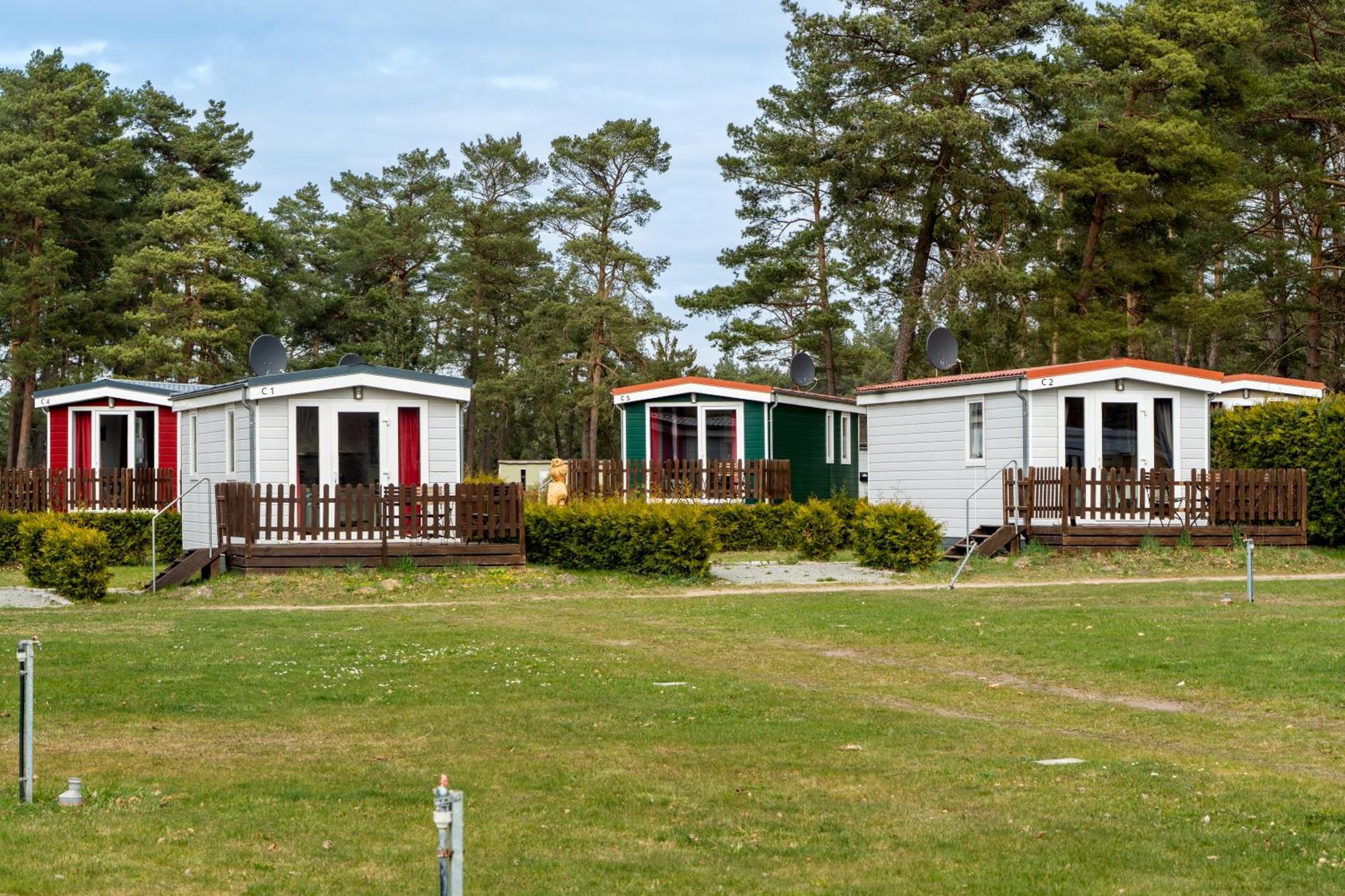 Naturcamping Lüneburger Heide - Chalets&Tiny Häuser Soltau Exterior foto